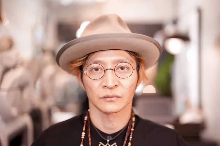 掌×poker face PTG-16 BTI（ブラッシュドチタン） 掌 tana-gokoro | 【掌 tana-gokoro】 POKER FACE別注モデル PTG-16