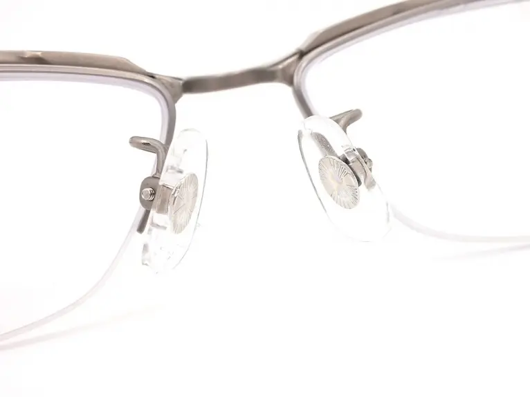 フォーナインズ Four Nines 999.9｜M-20 TITANIUM｜高い強度と洗練され