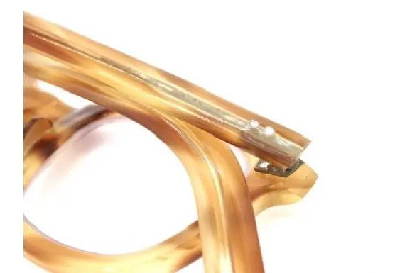 芯金に緑青あり