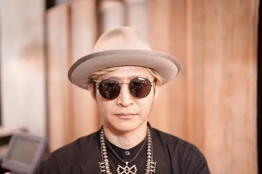 モスコット MOSCOT｜ZEV COL.Black/Gunmetal 右テンプル若干縮みあり