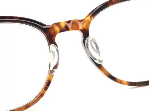フォーナインズ Four Nines 999.9｜feelsun F-03APM 6501 マルーンデミ