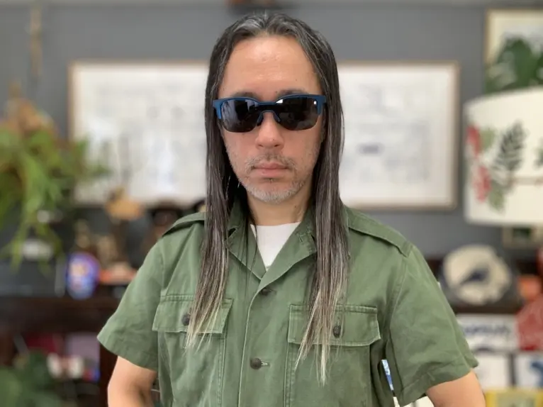 アイヴォル Eyevol｜FREDRIKSSON MNBL-WHT-PL｜Eyevolが放つ、1眼