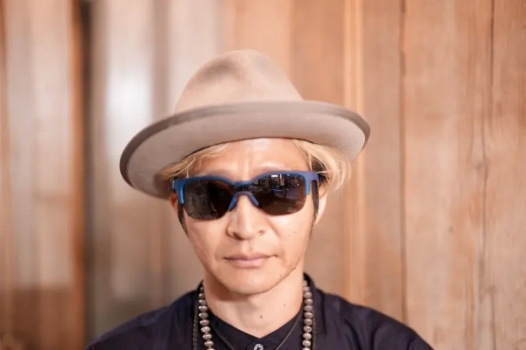 アイヴォル Eyevol｜FREDRIKSSON MNBL-WHT-PL｜Eyevolが放つ、1眼